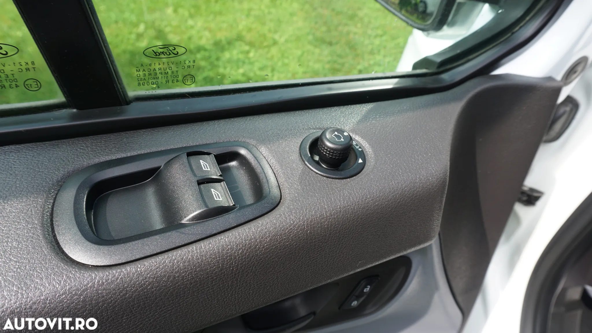 Ford Transit Custom - 13