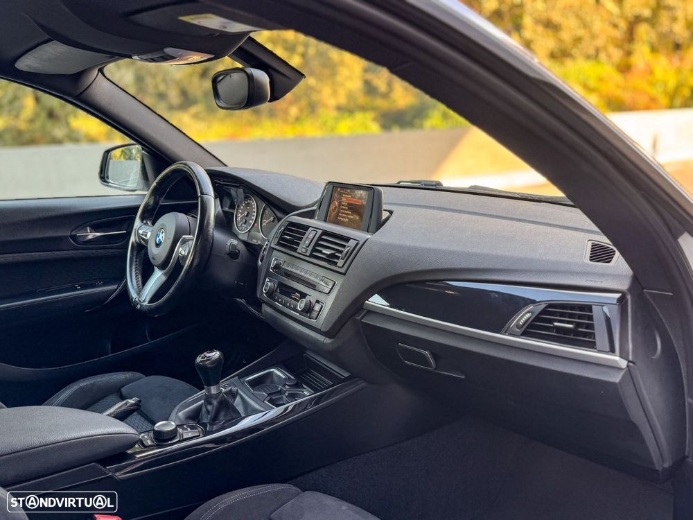 BMW 118 d Pack M - 2