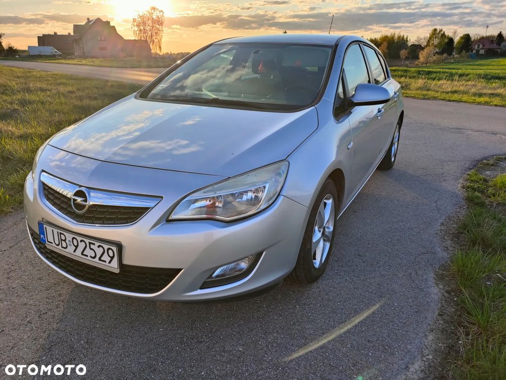 Opel Astra 1.6 - 7