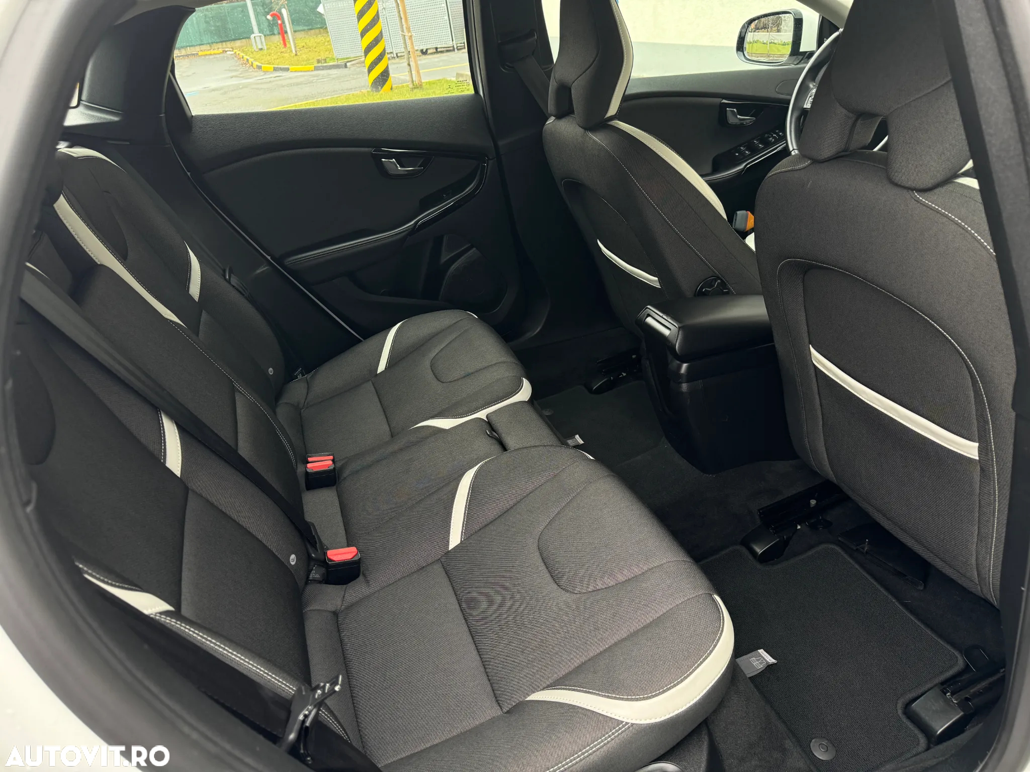 Volvo V40 T3 Geartronic - 10