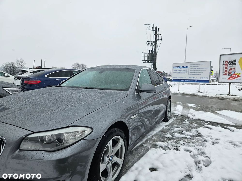 BMW Seria 5 520d Blue Performance - 12