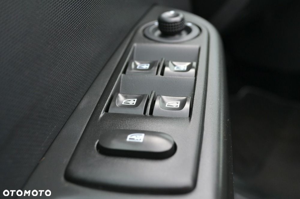 Renault Captur - 17