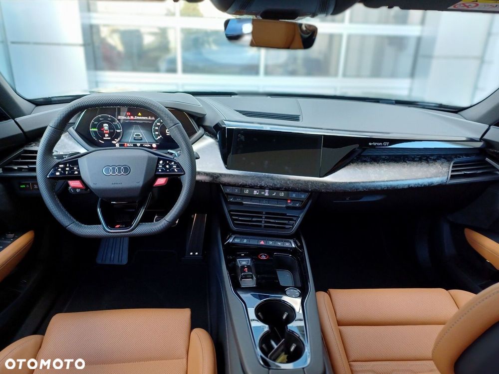 Audi RS e-tron GT - 16