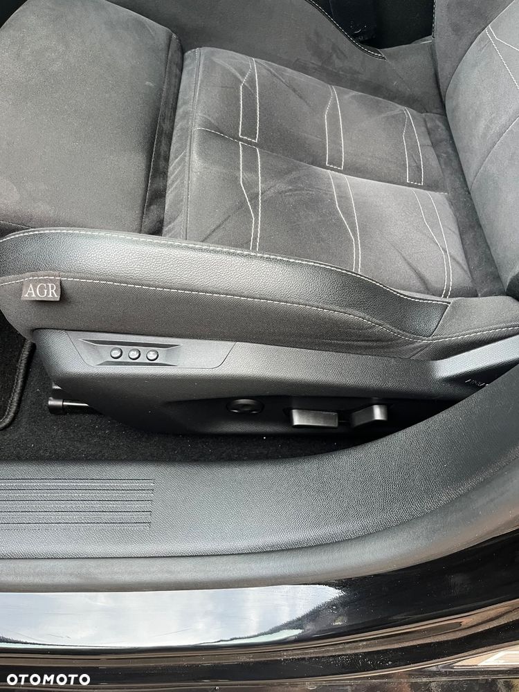 Opel Astra 1.2 Turbo GS Line - 10