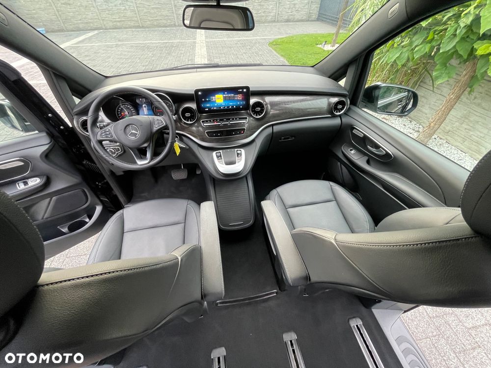 Mercedes-Benz Klasa V 300 d extralang 4Matic 9G-TRONIC Avantgarde Edition - 17