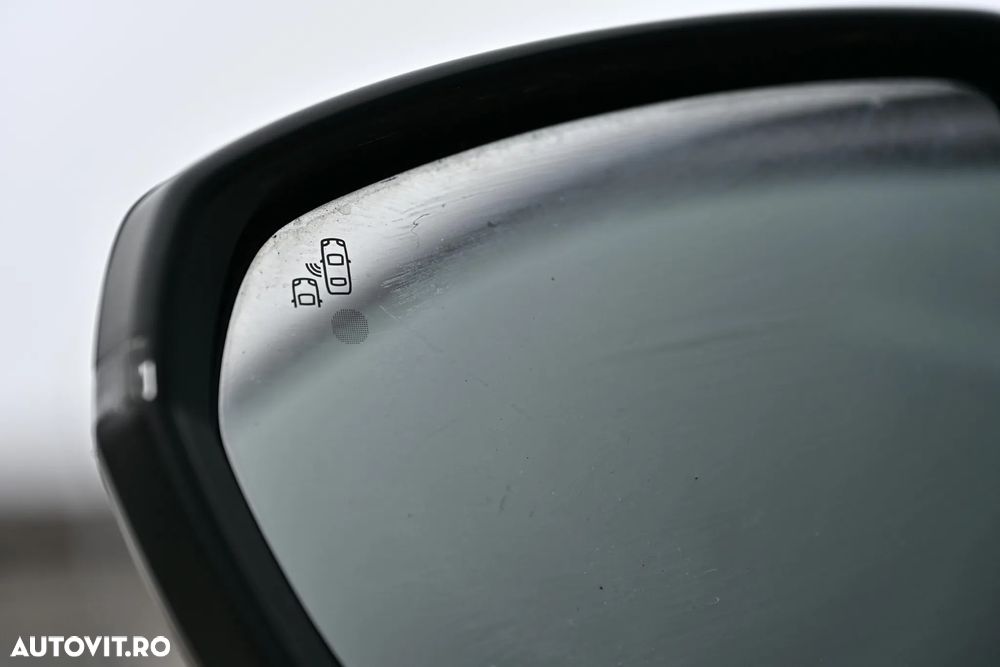 Peugeot 3008 1.6 BlueHDI S&S EAT6 GT-Line - 18