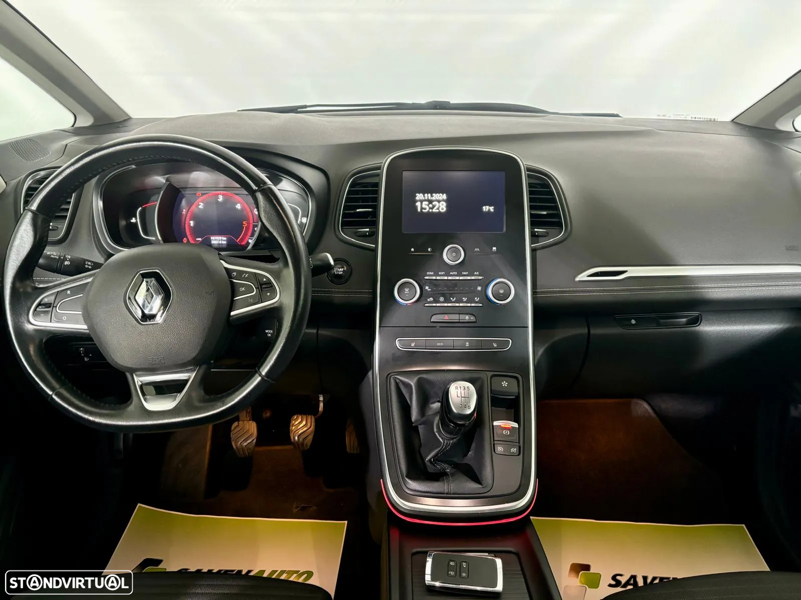Renault Grand Scénic 1.6 dCi Bose Edition SS - 21