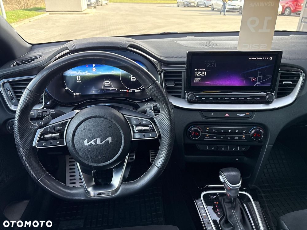 Kia ProCeed 1.5 T-GDI DCT7 OPF GT LINE - 13