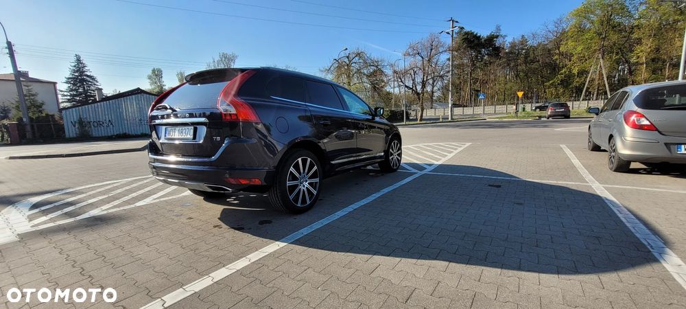 Volvo XC 60 T5 Drive-E Ocean Race - 10