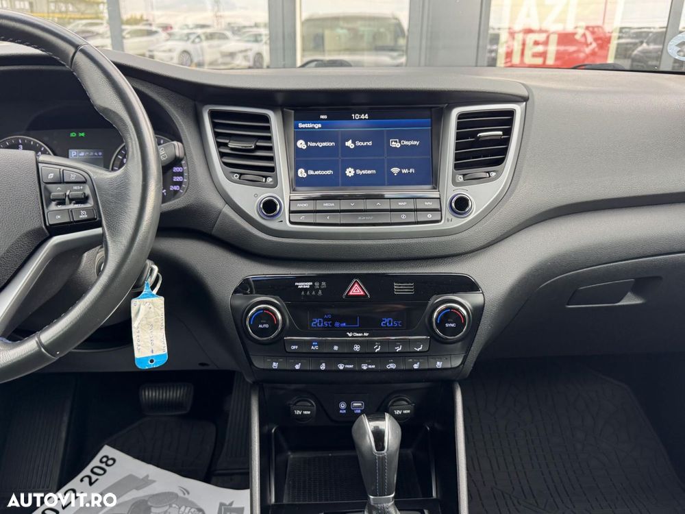 Hyundai Tucson - 14