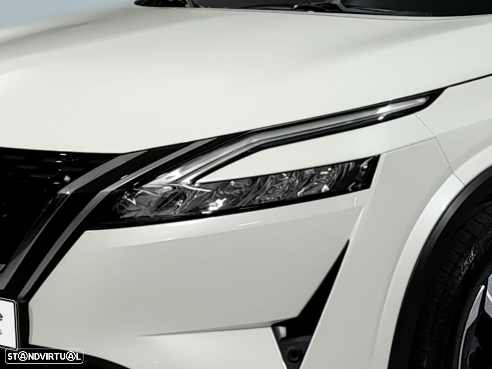 Nissan Qashqai 1.3 DIG-T N-Connecta LED+TT+SKY - 3