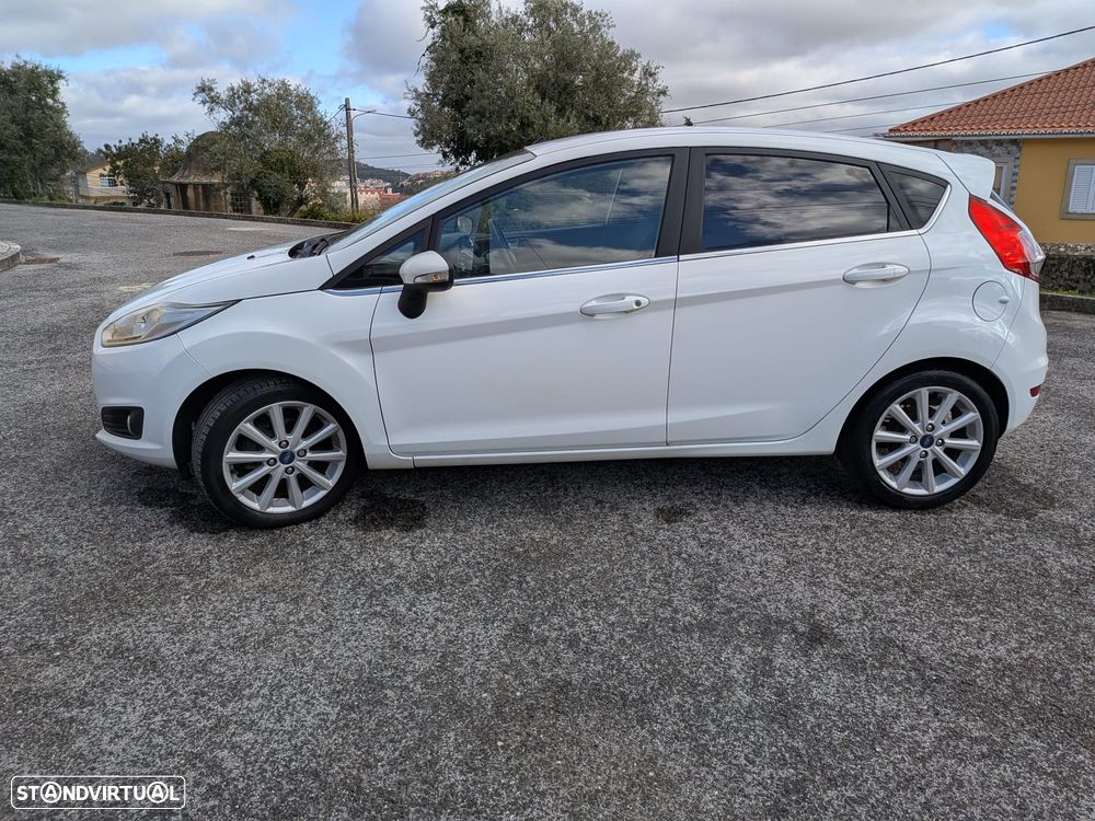 Ford Fiesta 1.0 T EcoBoost Titanium - 8