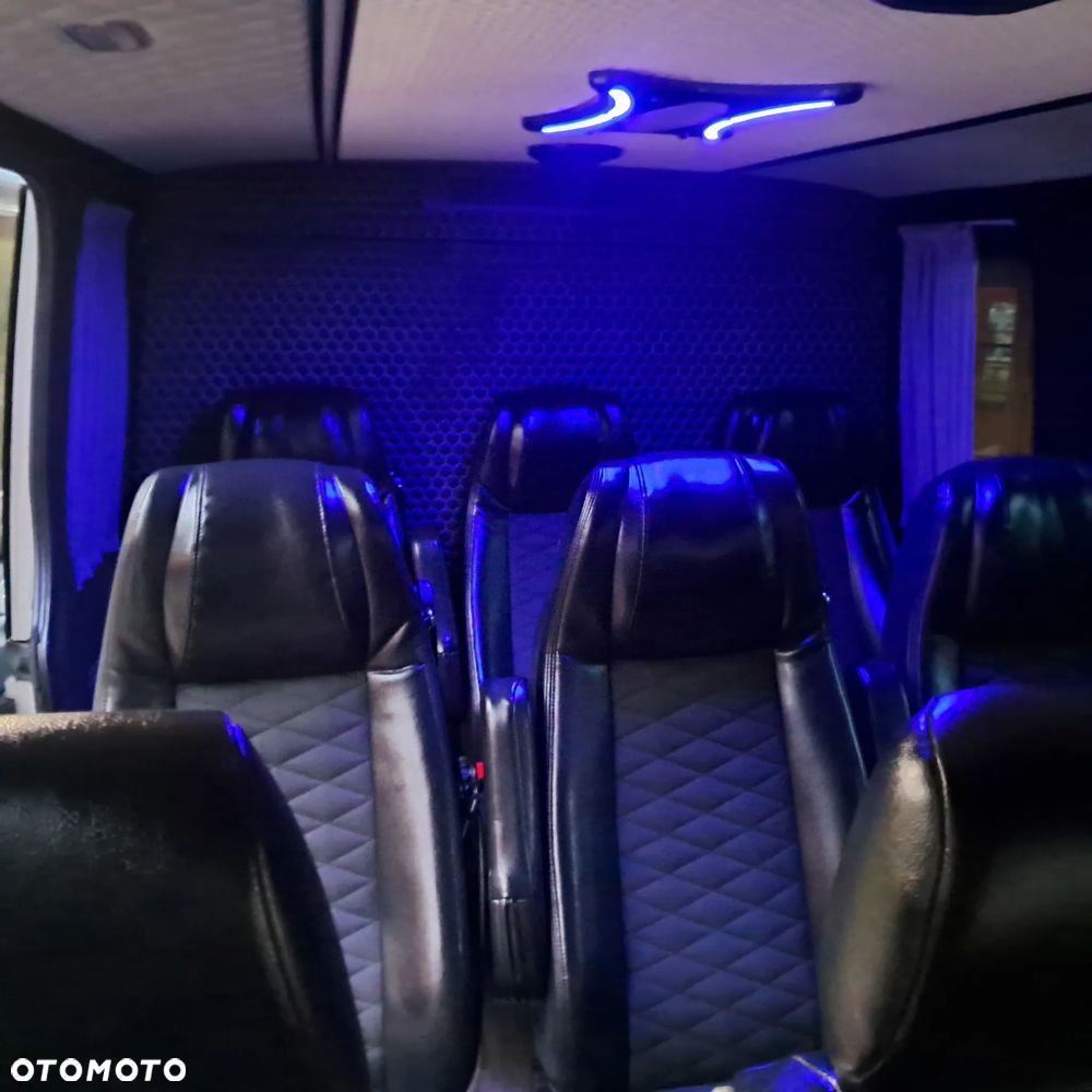 Mercedes-Benz Sprinter - 9
