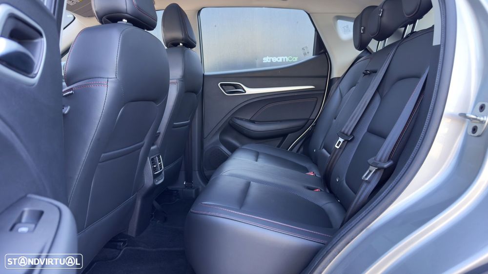 MG ZS EV 50.3 kWh Luxury - 27
