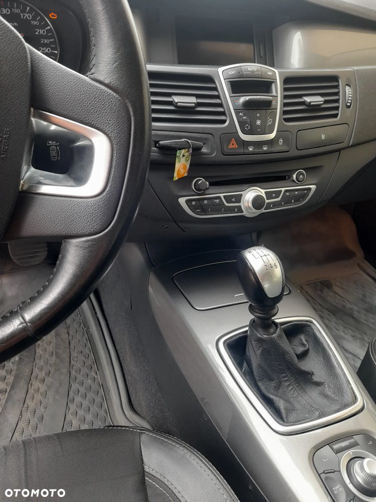 Renault Laguna 2.0 dCi Tech Run - 7