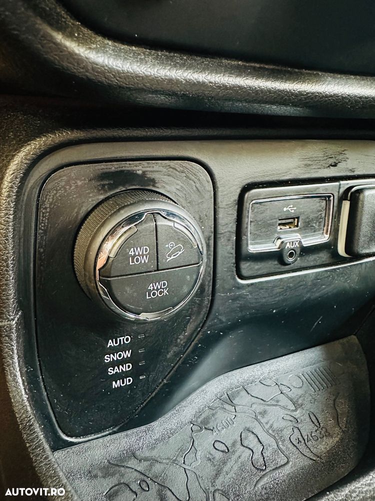 Jeep Renegade 2.0 M-Jet 4x4 AT Limited - 19