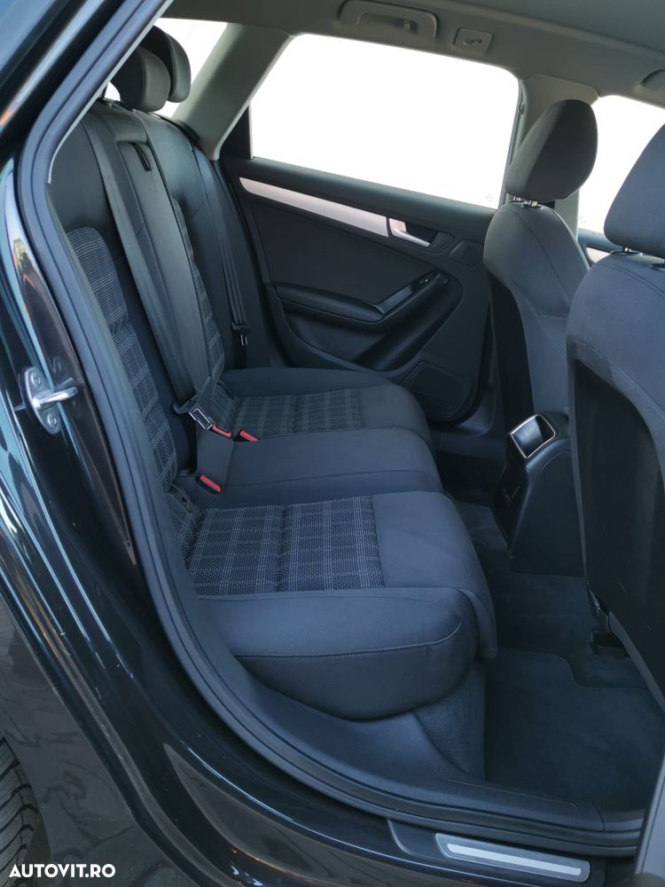 Audi A4 2.0 TDI DPF multitronic S line Sportpaket - 7