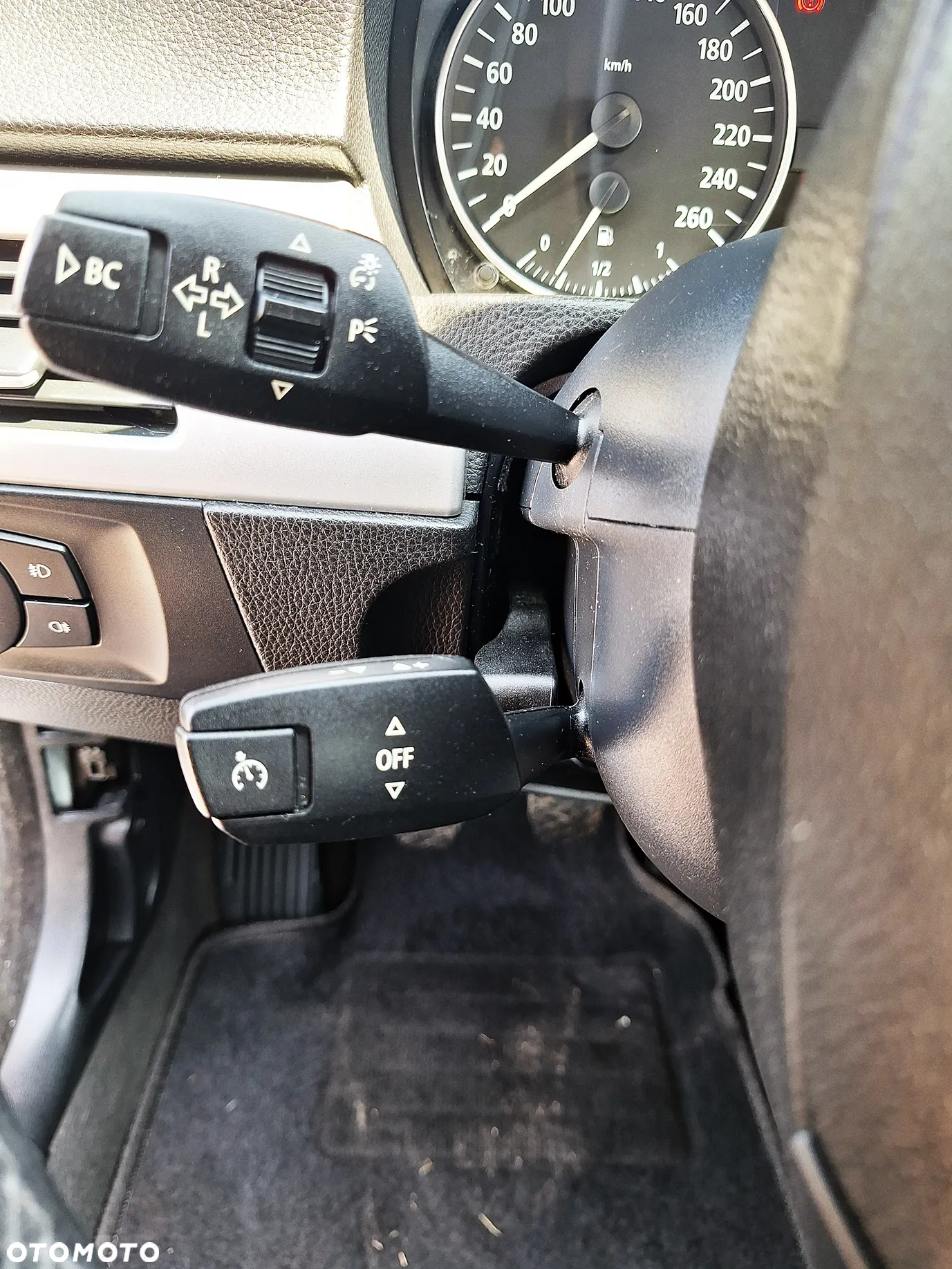 BMW Seria 3 318i - 27
