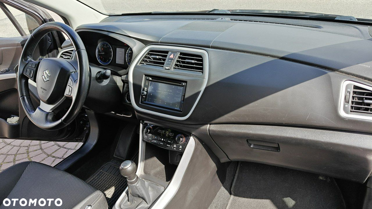 Suzuki SX4 S-Cross 1.6 Premium Plus - 15