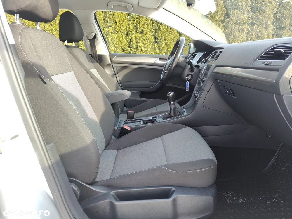 Volkswagen Golf 1.2 TSI BMT Trendline EU6 - 9