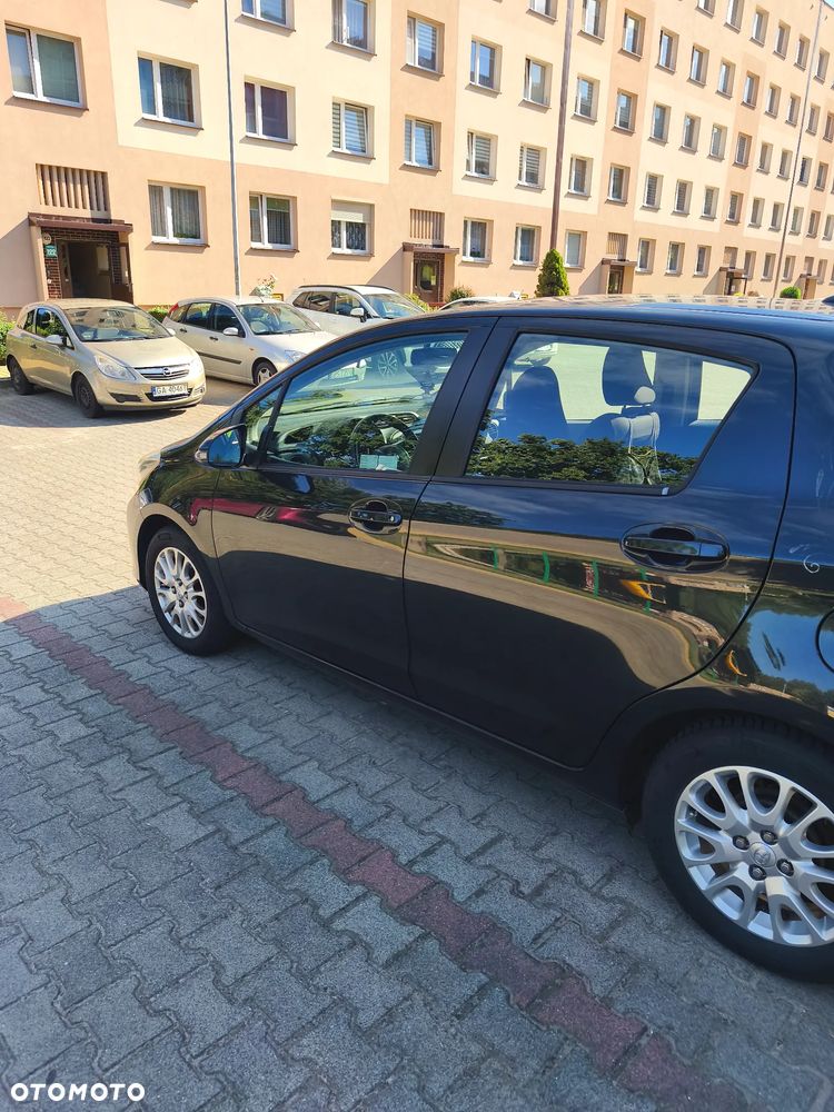 Toyota Yaris 1.0 Sol - 6