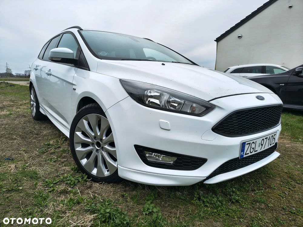 Ford Focus 1.5 EcoBlue Start-Stopp-System ST-LINE - 1