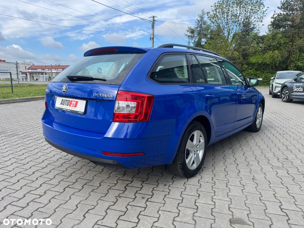 Skoda Octavia 2.0 TDI SCR Ambition DSG - 6