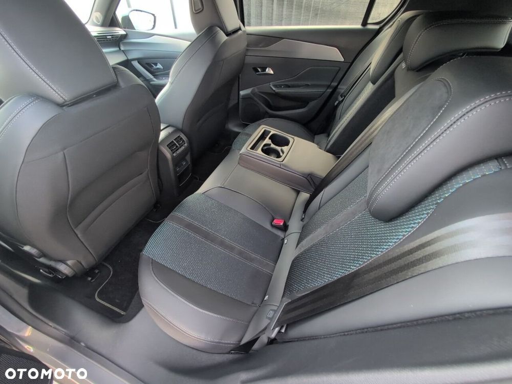Peugeot 308 - 10