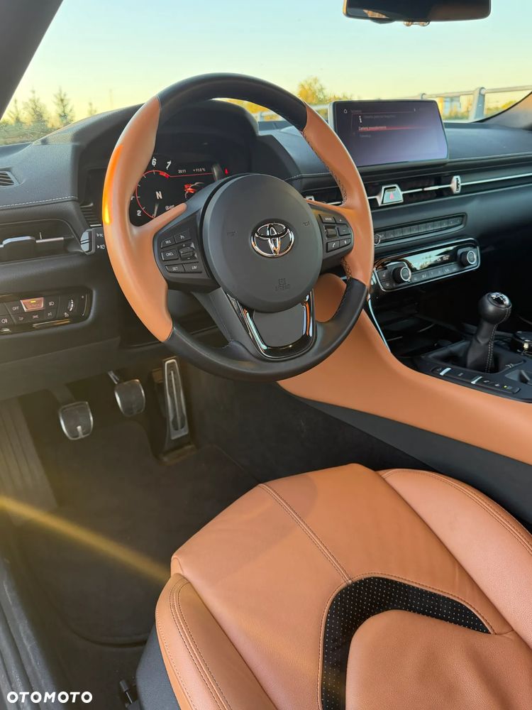 Toyota Supra - 16