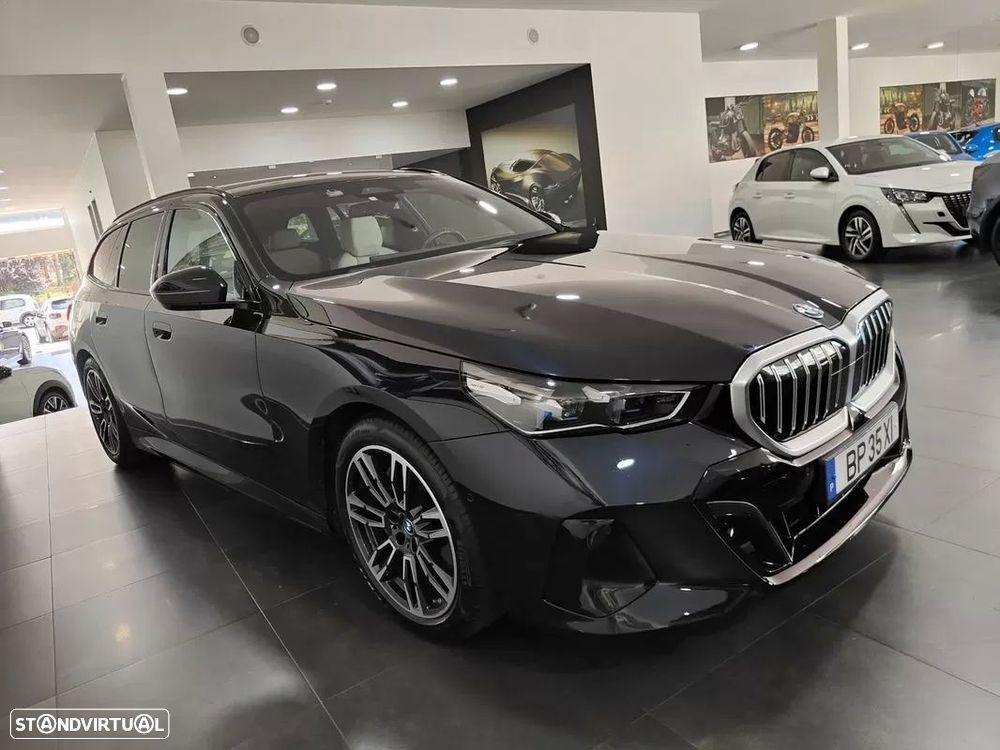 BMW i5 Touring eDrive40 - 18
