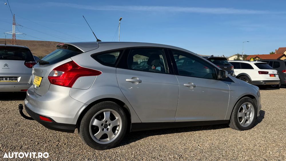 Ford Focus 1.6 TDCI DPF Start-Stopp-System Trend - 9