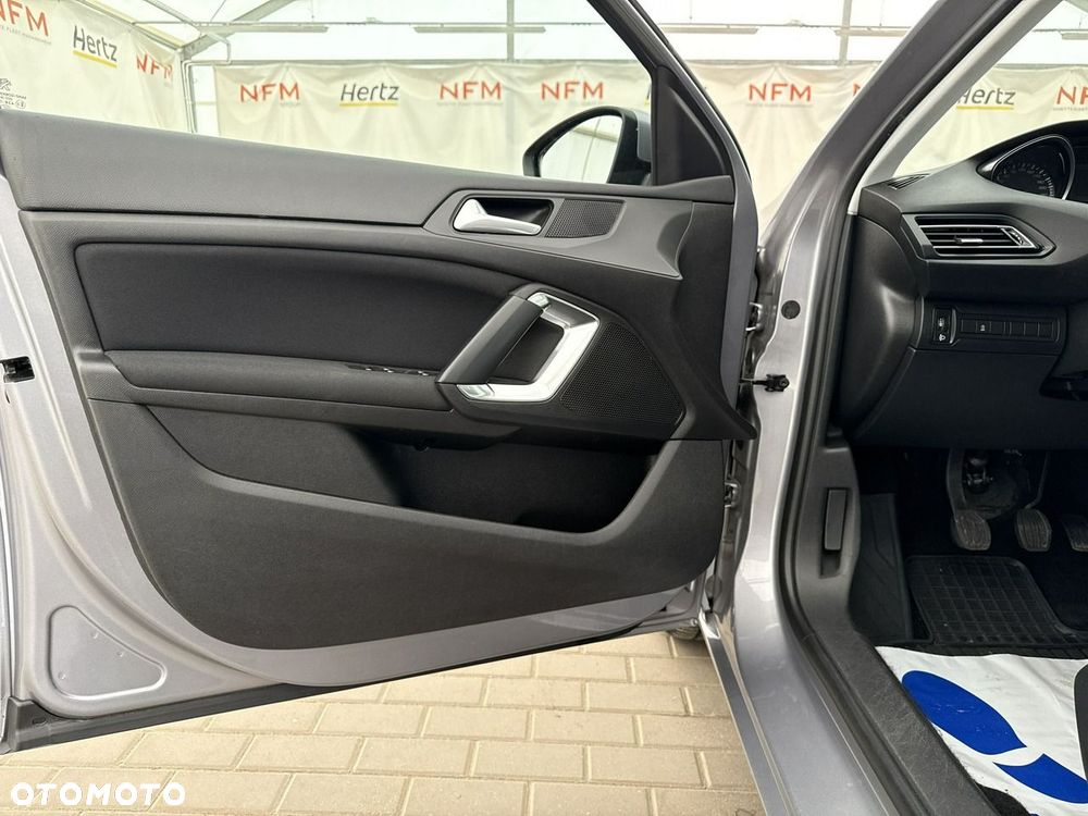 Peugeot 308 - 11