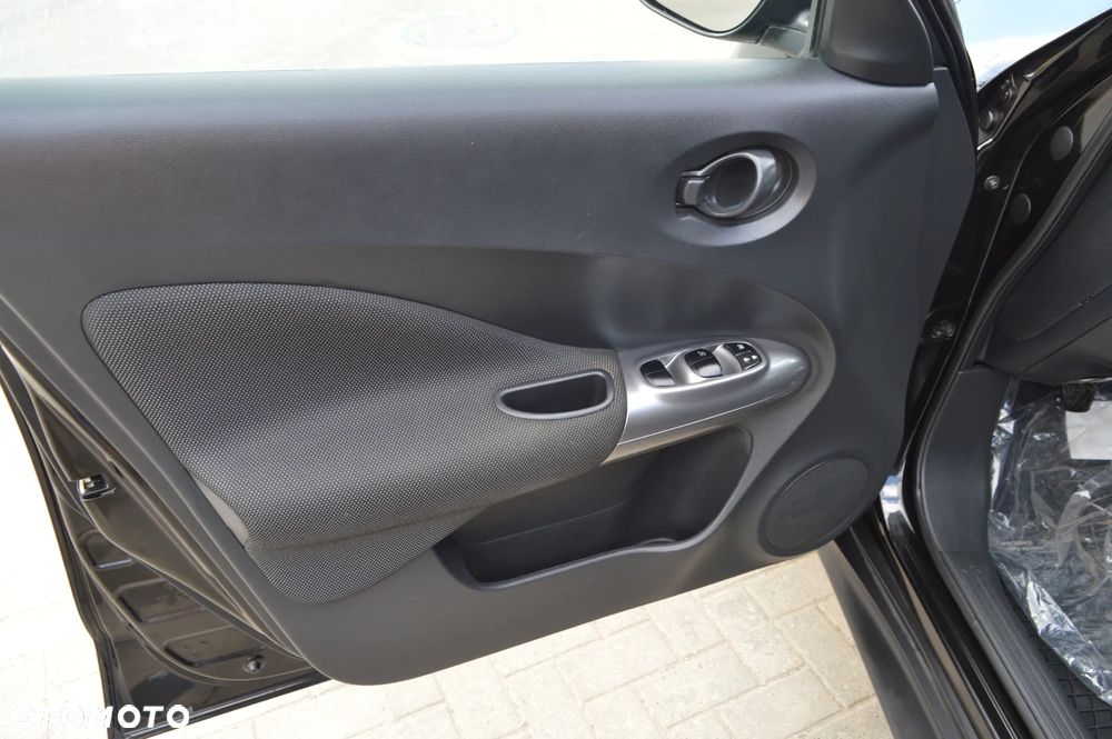 Nissan Juke 1.6 Visia - 18