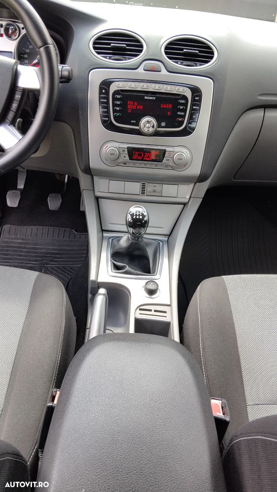 Ford Focus 1.8 TDCi Futura - 14