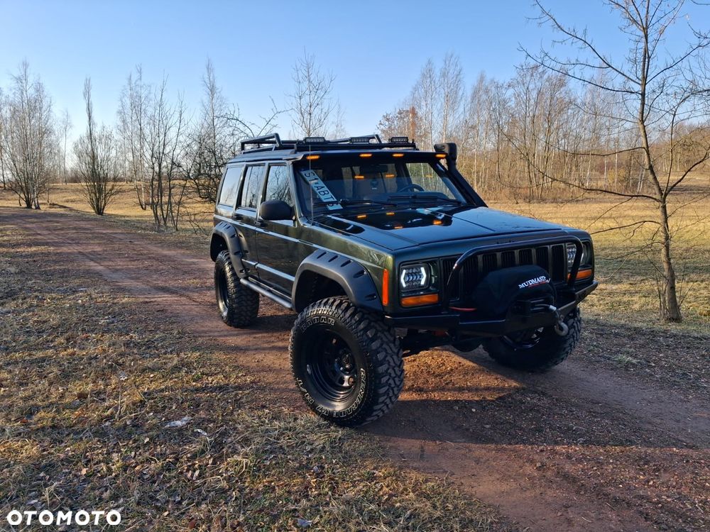 Jeep Cherokee 4.0 Limited - 1