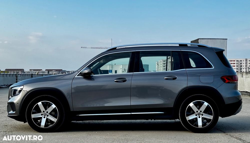 Mercedes-Benz GLB - 11