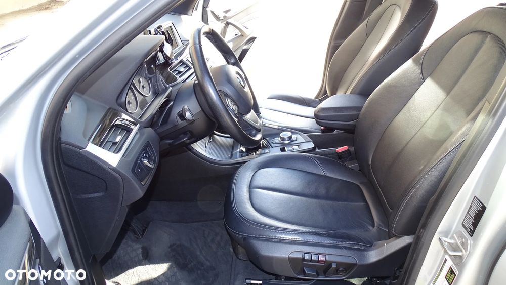 BMW X1 - 32