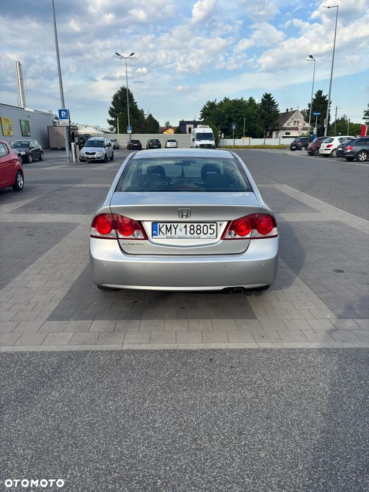 Honda Civic 1.8 Executive - 7
