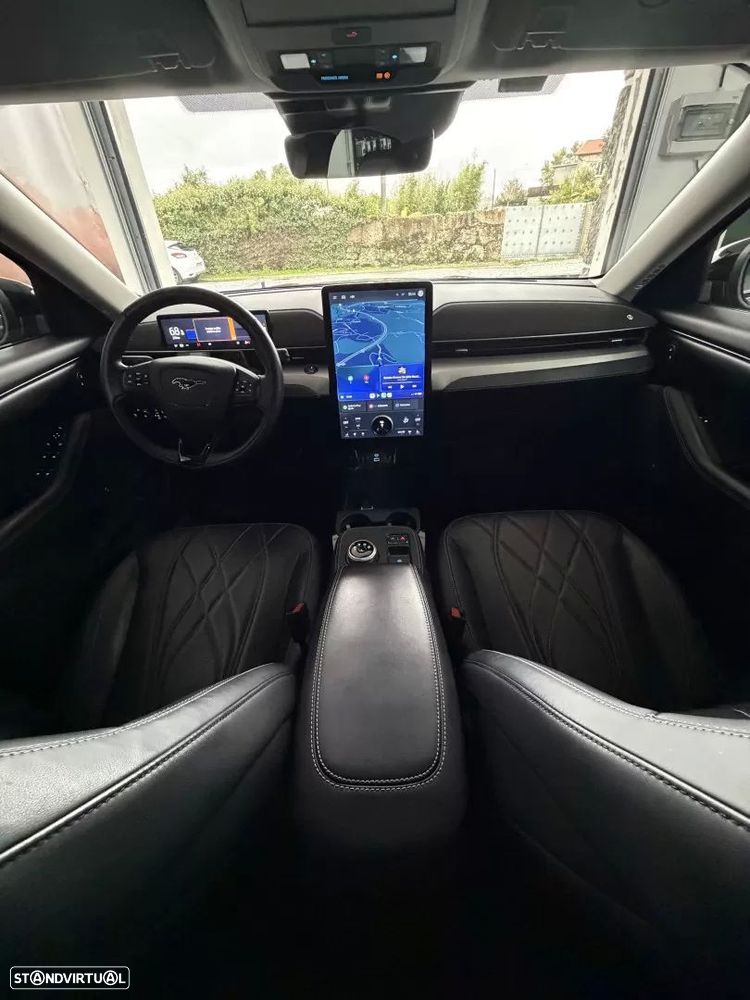 Ford Mustang Mach-E 75.7 kWh Premium AWD - 6