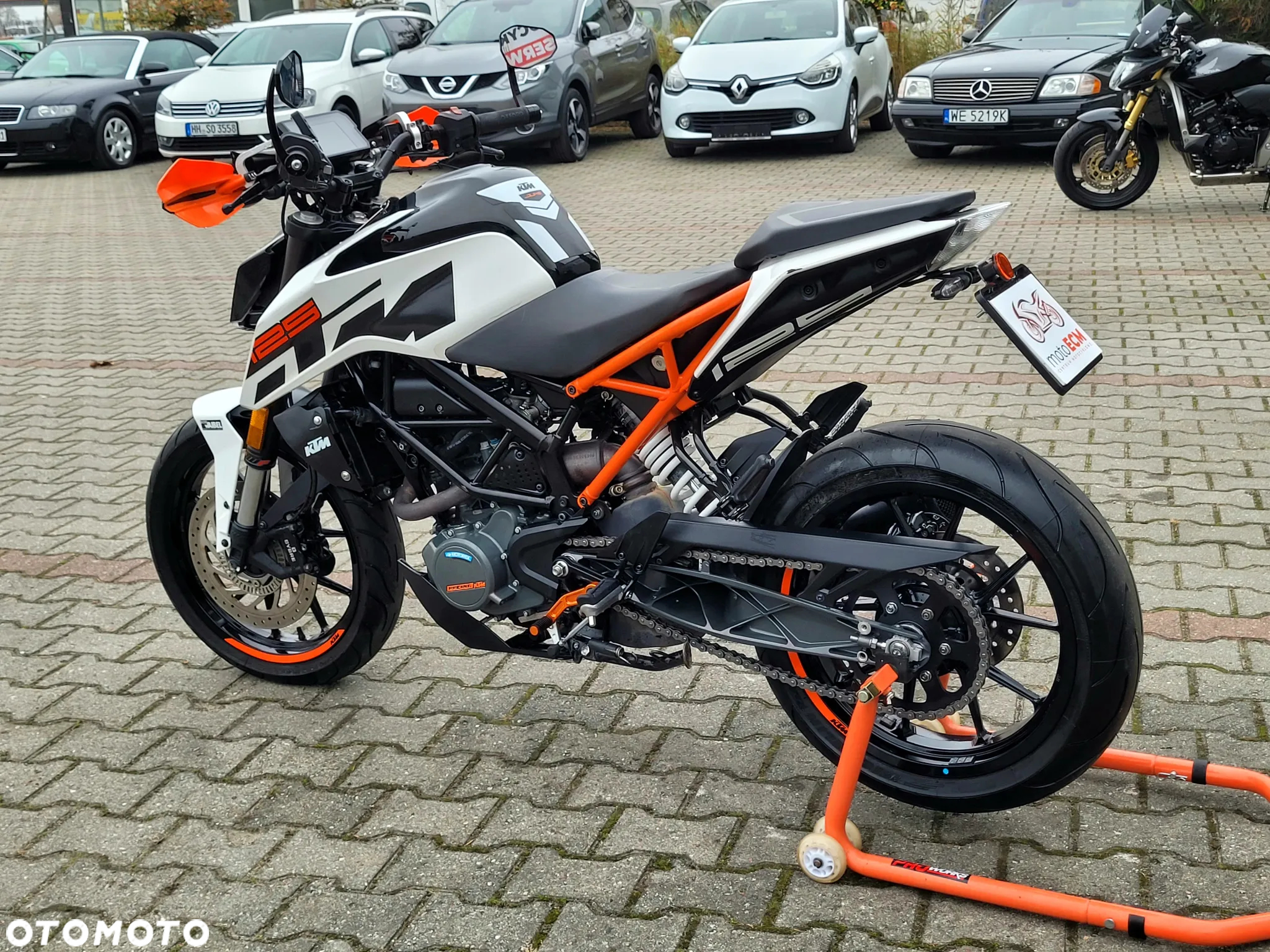 KTM Duke - 5