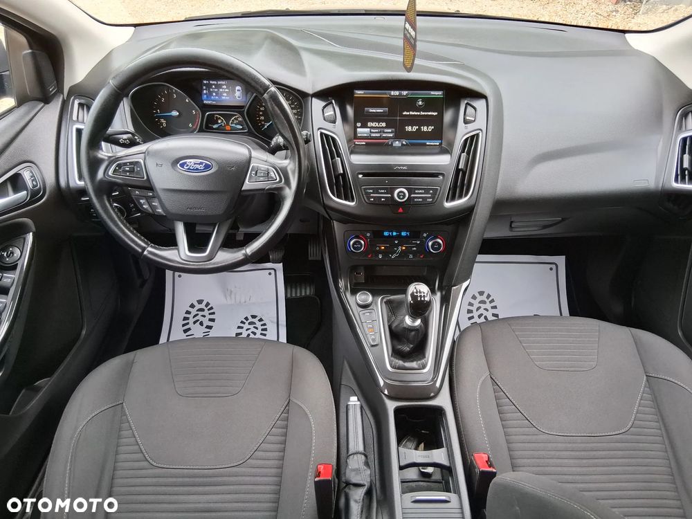 Ford Focus 2.0 TDCi DPF Titanium - 7