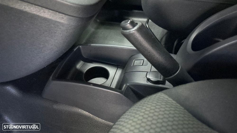 Renault kangoo  ZE - 27