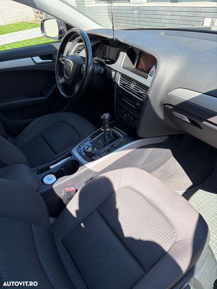 Audi A4 Limuzina 2.0 TDI B8 - 10