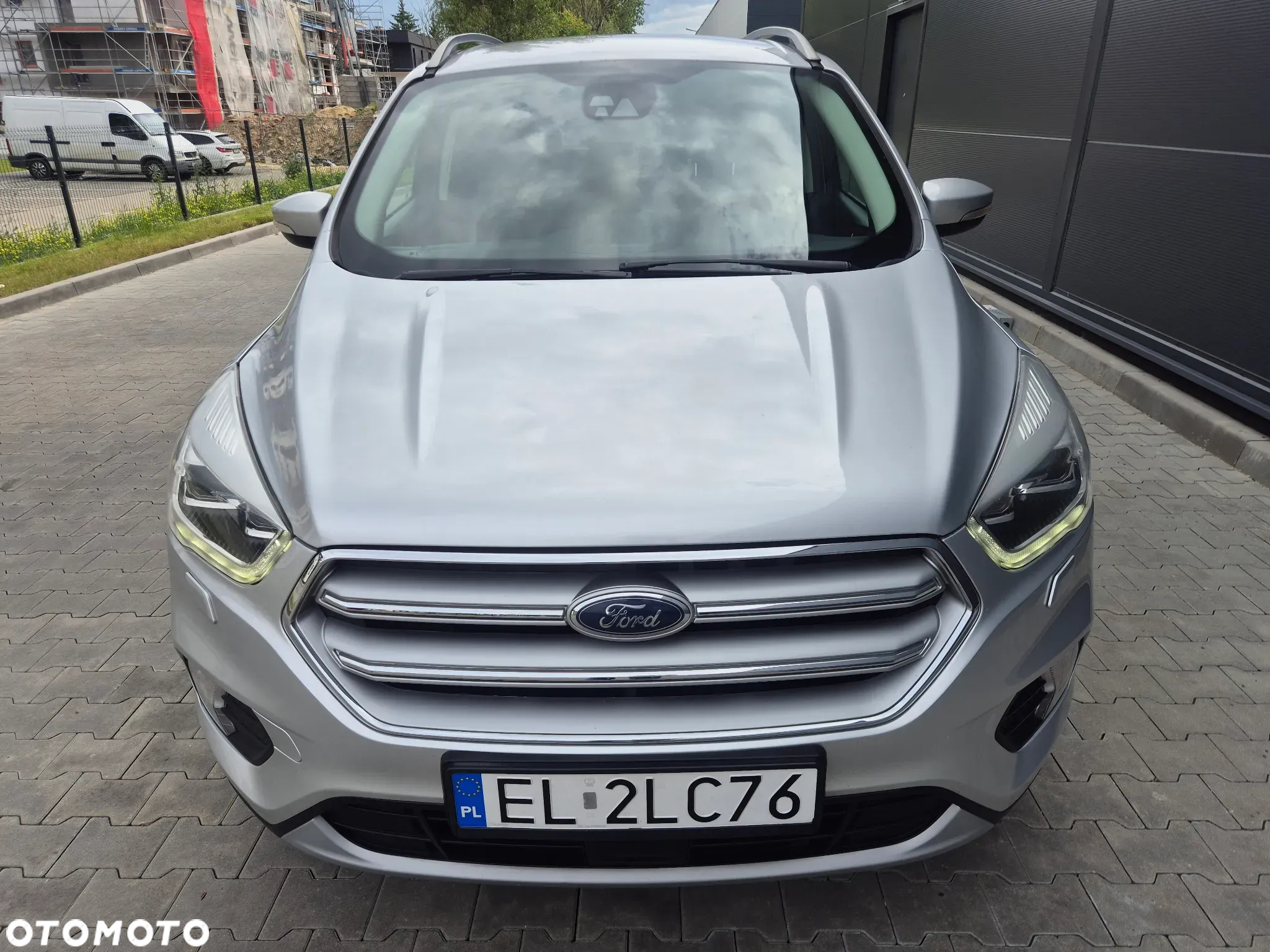 Ford Kuga 2.0 TDCi 2x4 Titanium - 15