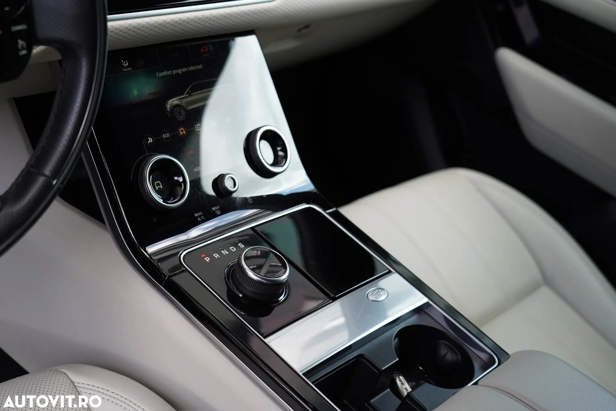 Land Rover Range Rover Velar 2.0 R-Dynamic SE - 9
