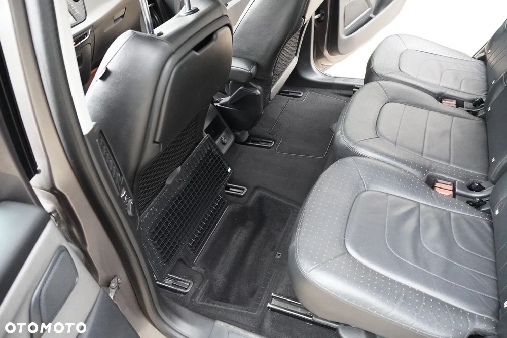 Citroën C4 Picasso - 24