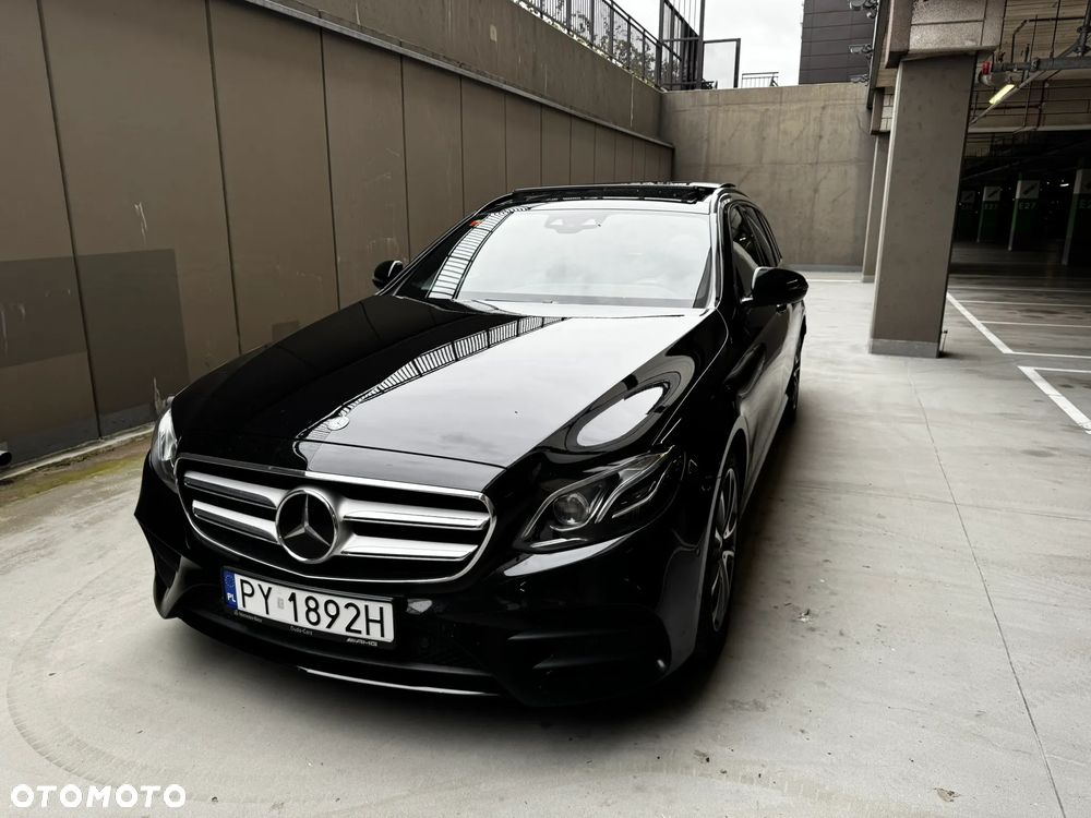 Mercedes-Benz Klasa E 220 d T 9G-TRONIC AMG Line - 4