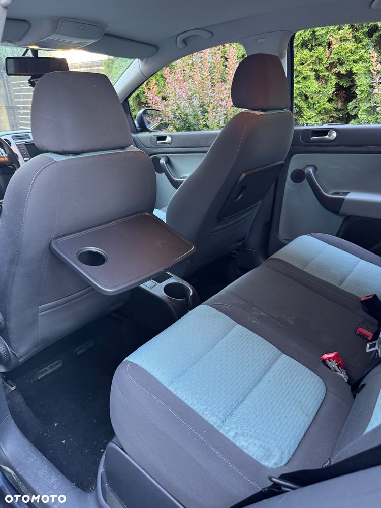 Volkswagen Golf 2.0 TDI Comfortline - 6