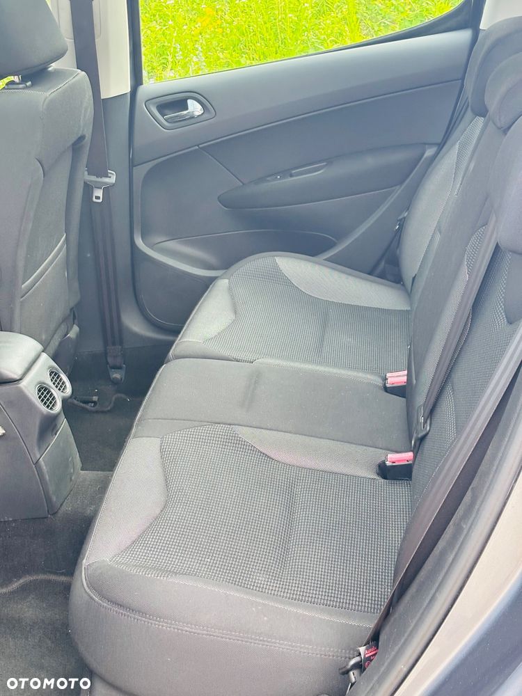 Peugeot 308 1.6 Premium - 10