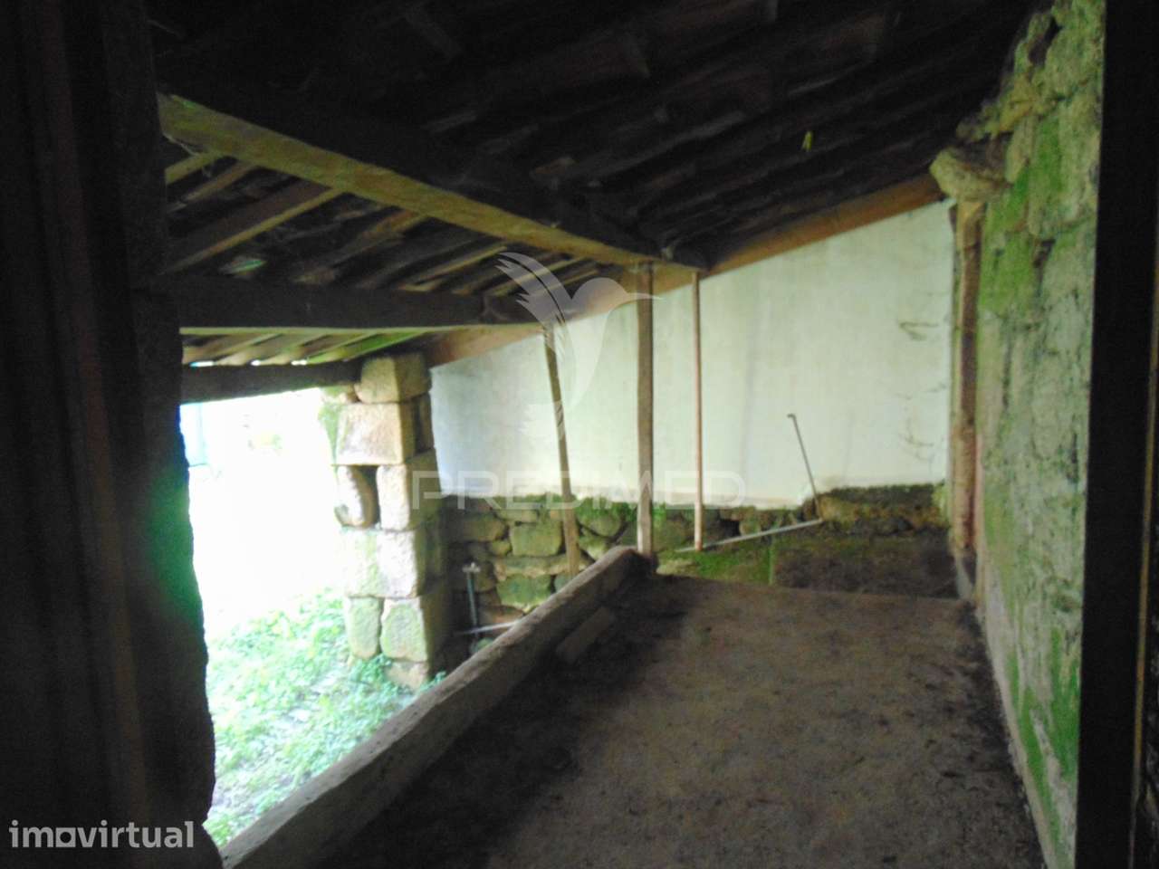 Casa em pedra tradicional p/recuperar - Grande imagem: 4/26